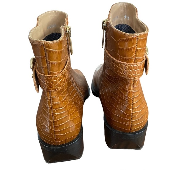 Aquatalia Fara Croc Embossed Leather Boot Size 9.5 - Picture 11 of 11